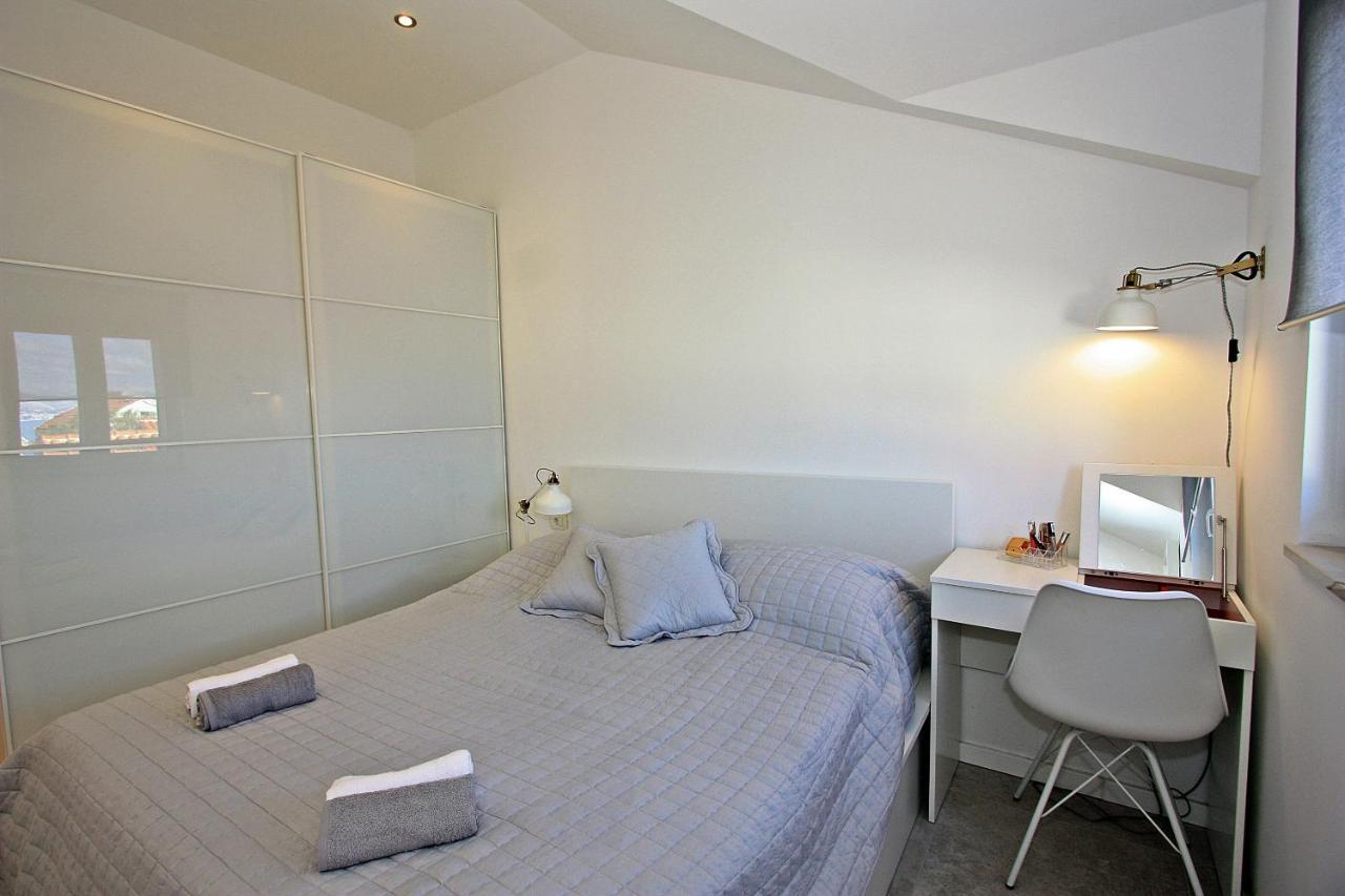 Apartman Ivana Supetar Exterior photo